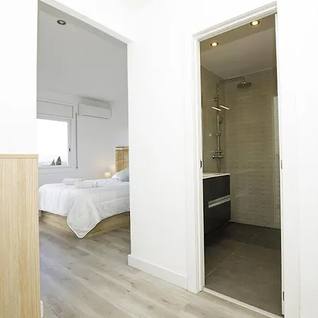 Chalet Casa Con Bonitas Vistas En Montjuic *