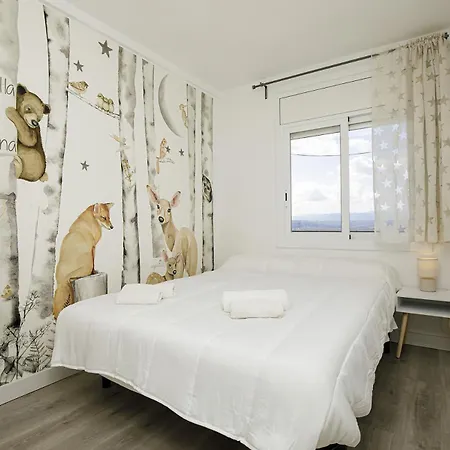 Casa Con Bonitas Vistas En Montjuic Girona
