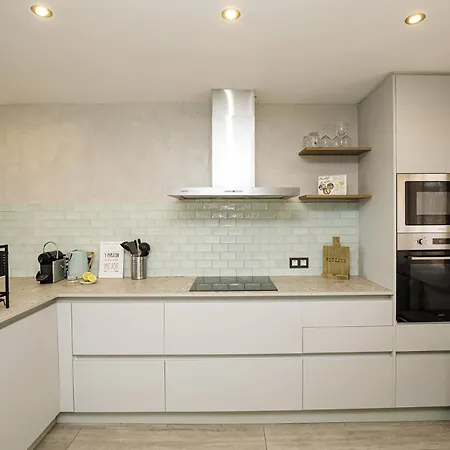 Chalet Casa Con Bonitas Vistas En Montjuic *